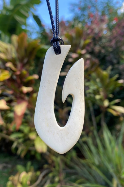 Marquesan Hook Necklace - Cannibal Art