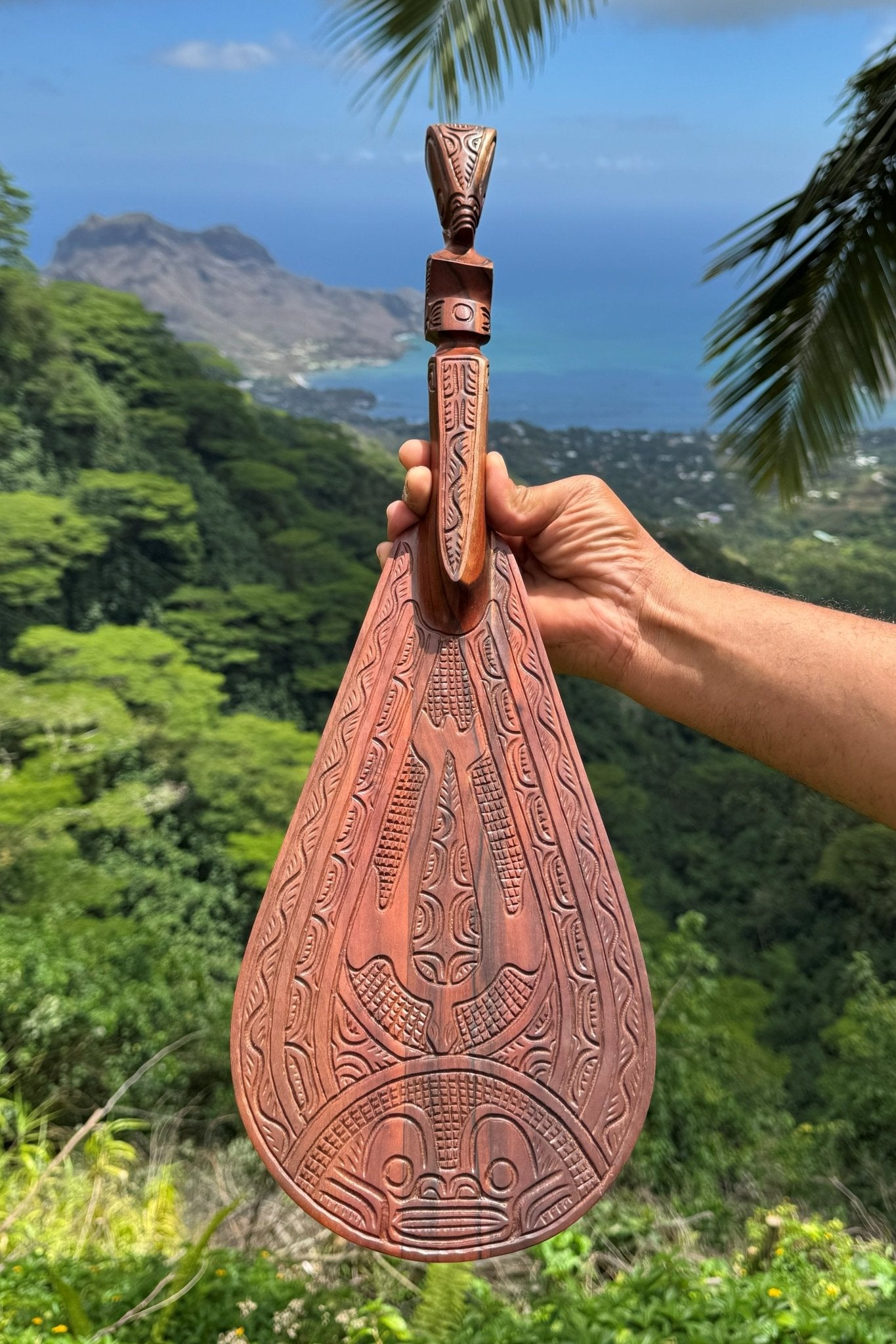 Marquesan Paddle - Cannibal Art