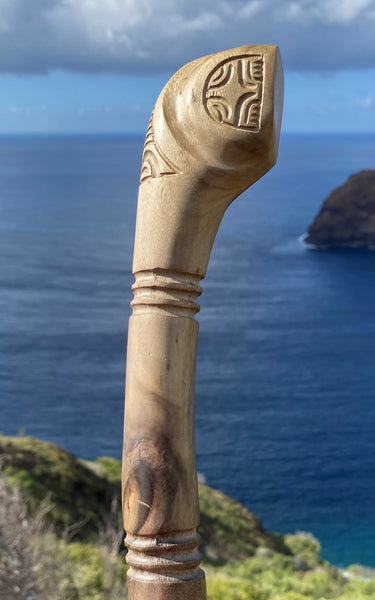 Polynesian canoe paddle
