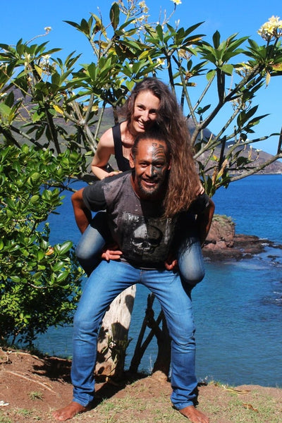 (PRINT) Ana's Book: What's Wrong With You? - Cannibal Art