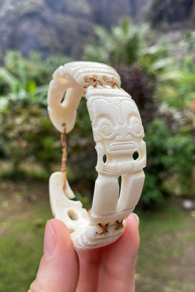 Tiki bracelet - Cannibal Art