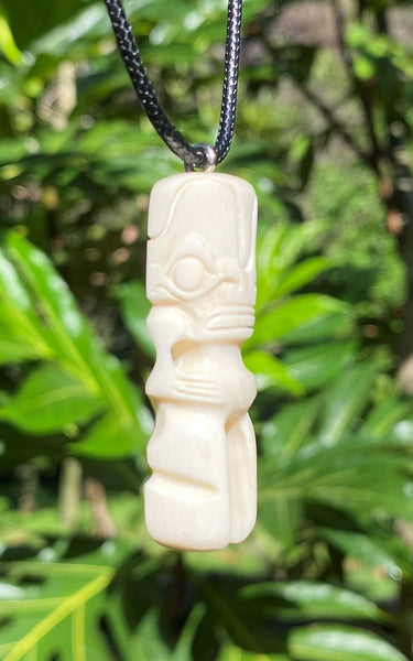 Tiki necklace - Cannibal Art