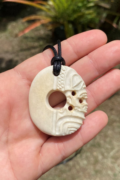 Tiki necklace - Cannibal Art