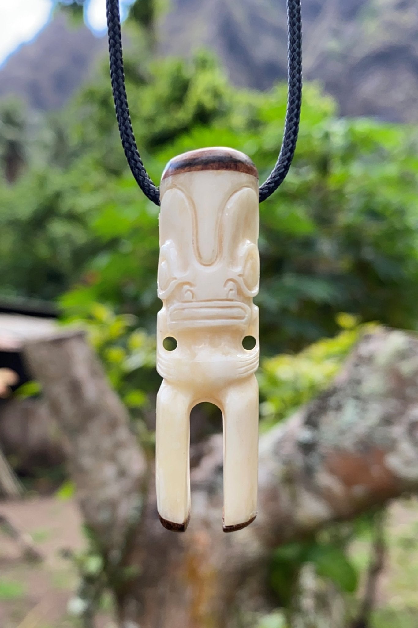 Tiki Tuhuka necklace - Cannibal Art