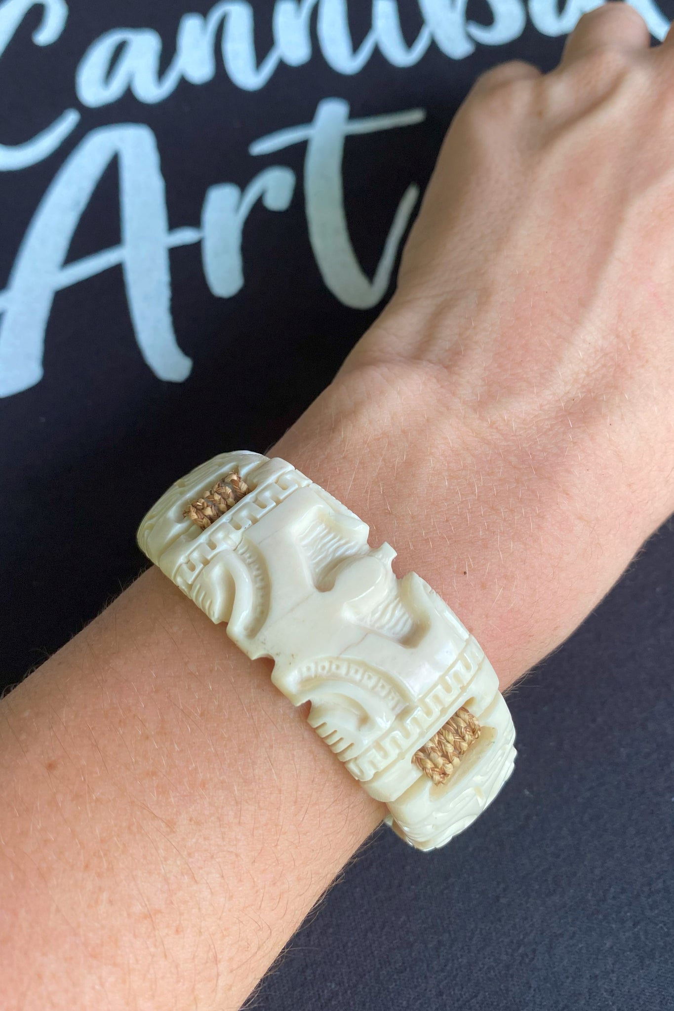 Hand-carved Etua bone bracelet with two Tikis, made in Nuku Hiva
