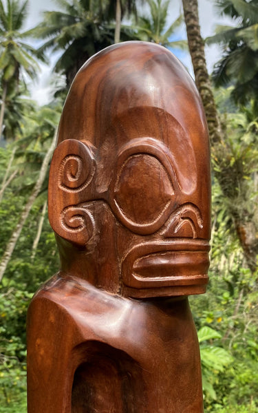 Tiki sculpture