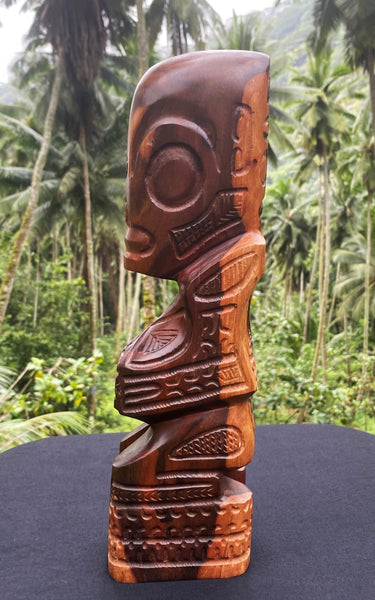 Tiki sculpture