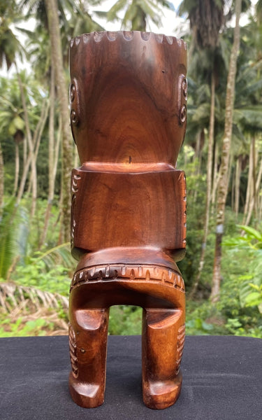 Tiki sculpture