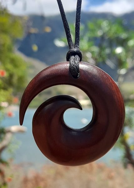 Koata akau (Wooden spiral)