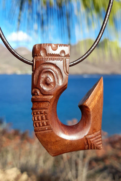 Metau Tiki Etua (Tiki's hook)