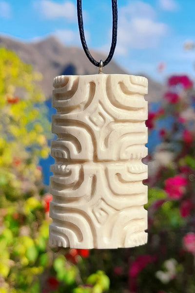 Etua necklace_Marquesan bone carving