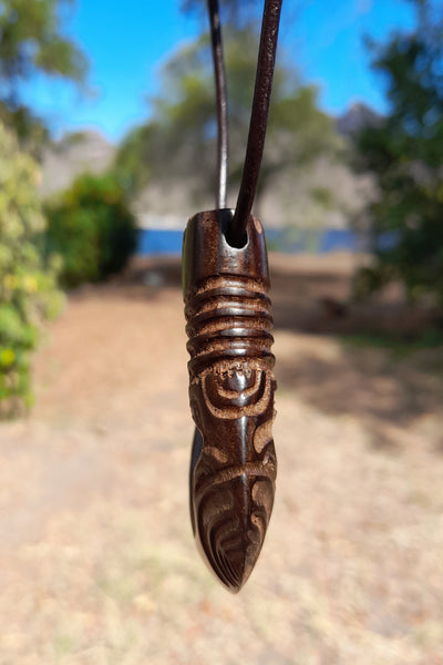 Marquesan hook necklace_wood carvings