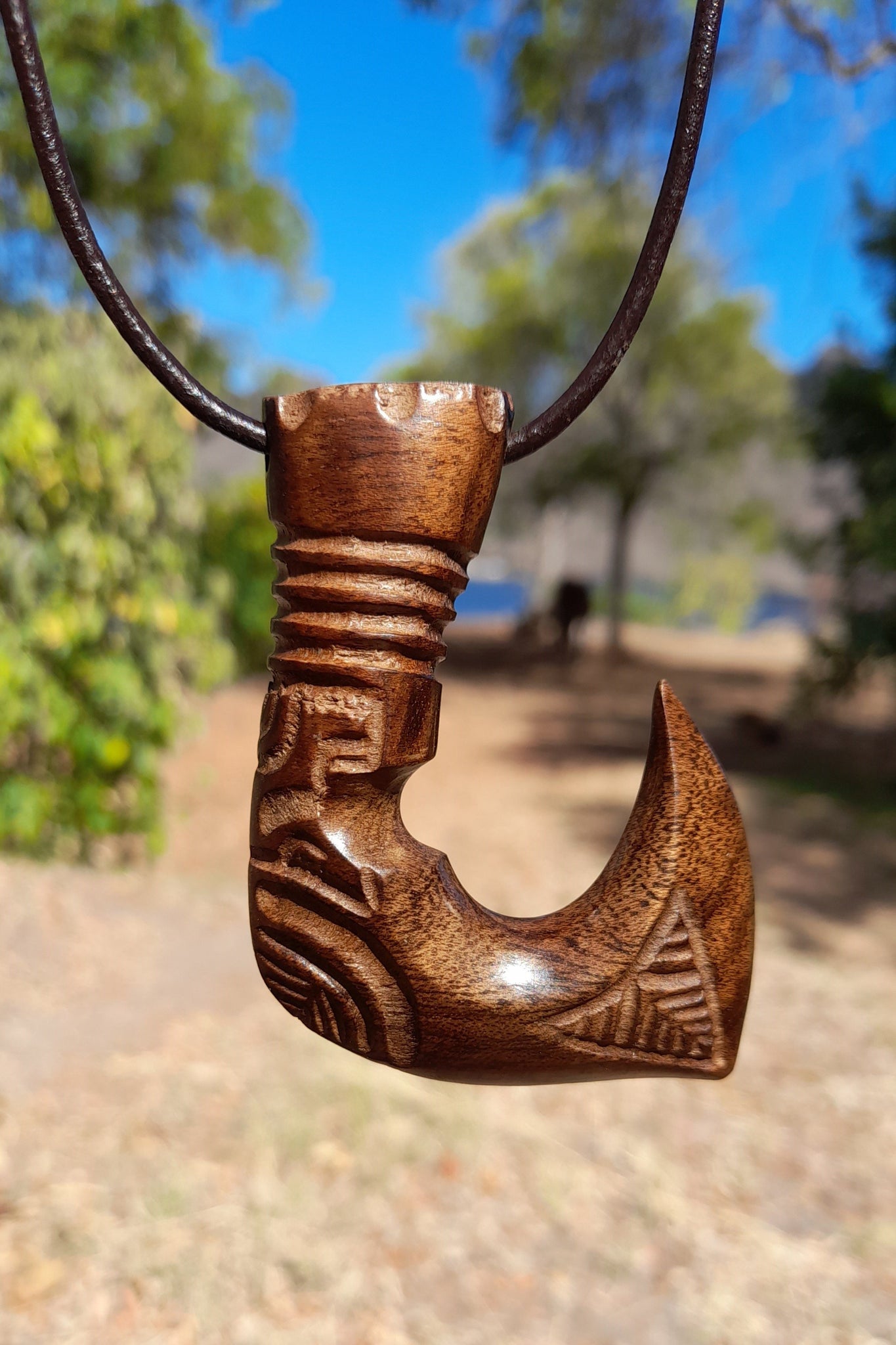 Marquesan hook necklace_wood carvings