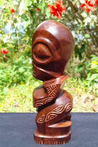 Marquesan statue_Tiki_wood carvings_Fatu Hiva Island