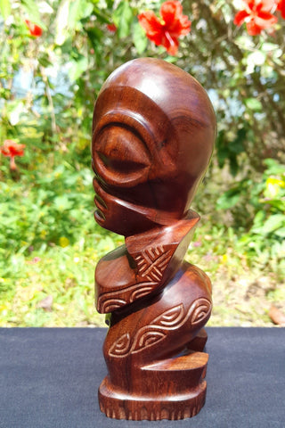 Marquesan statue_Tiki_wood carvings_Fatu Hiva Island