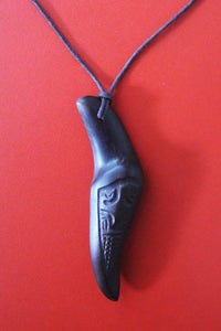 Niho Taa (Thorn necklace)