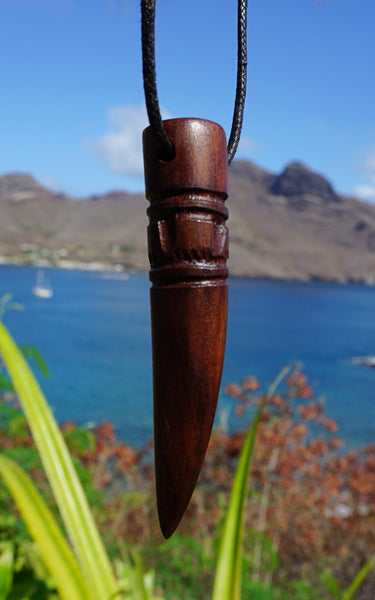 Marquesan tooth necklace carved in wood