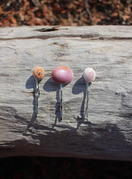 Seashell hair-pins (3,5 cm) price per piece