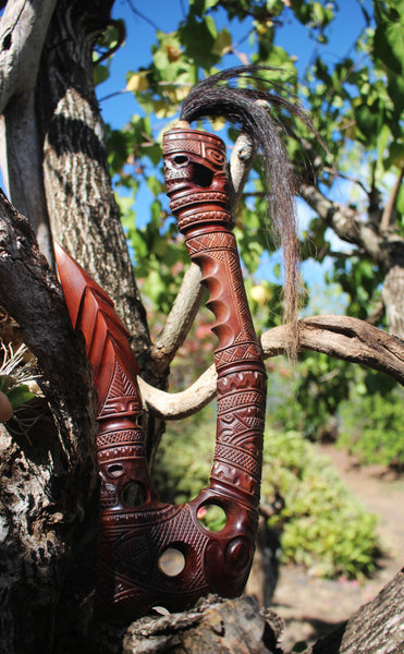 Cannibalism in the Marquesas Islands_warriors hook_Marquesan art
