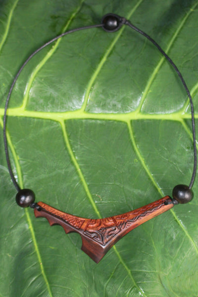 Wooden Marquesan necklace_Nuku Hiva Island_kokuu seed