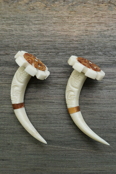 Marquesan sandalwood earrings