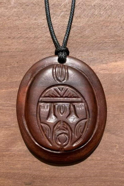 Etua necklace - Cannibal Art