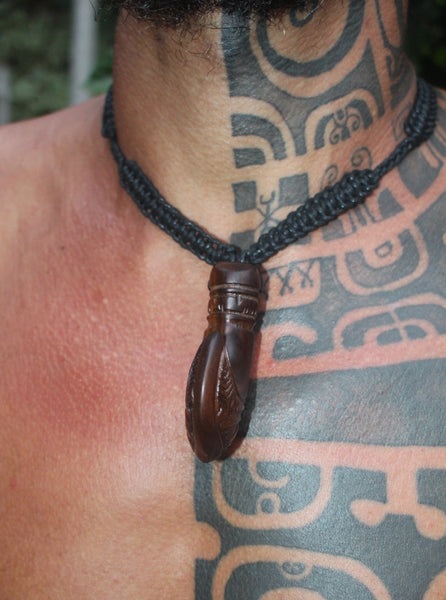 Henua Enana Metau (Marquesan hook) - Cannibal Art