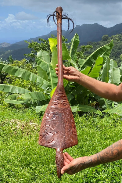Hoe Kikutu Manu (Traditional Canoe Paddle) - Cannibal Art