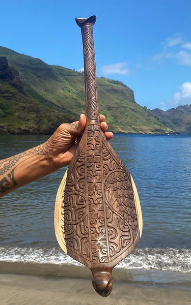 Hoe Poko Tiki (Canoe Paddle) - Cannibal Art