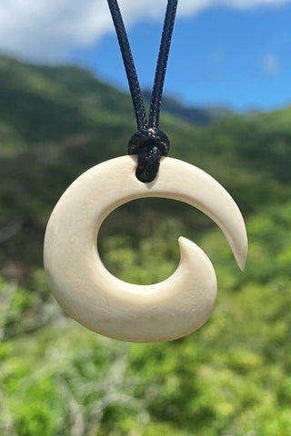 Koata (Spiral necklace) - Cannibal Art