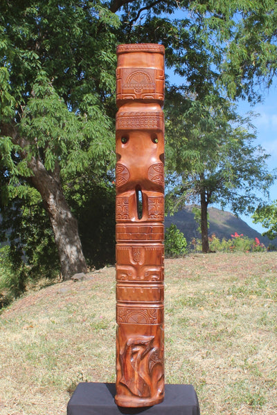 Marquesan pole - Cannibal Art