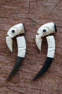Marquesan earrings carved in horn and cows bone