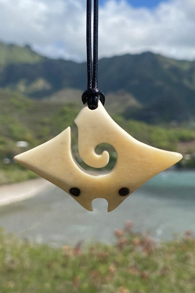 Manta ray necklace