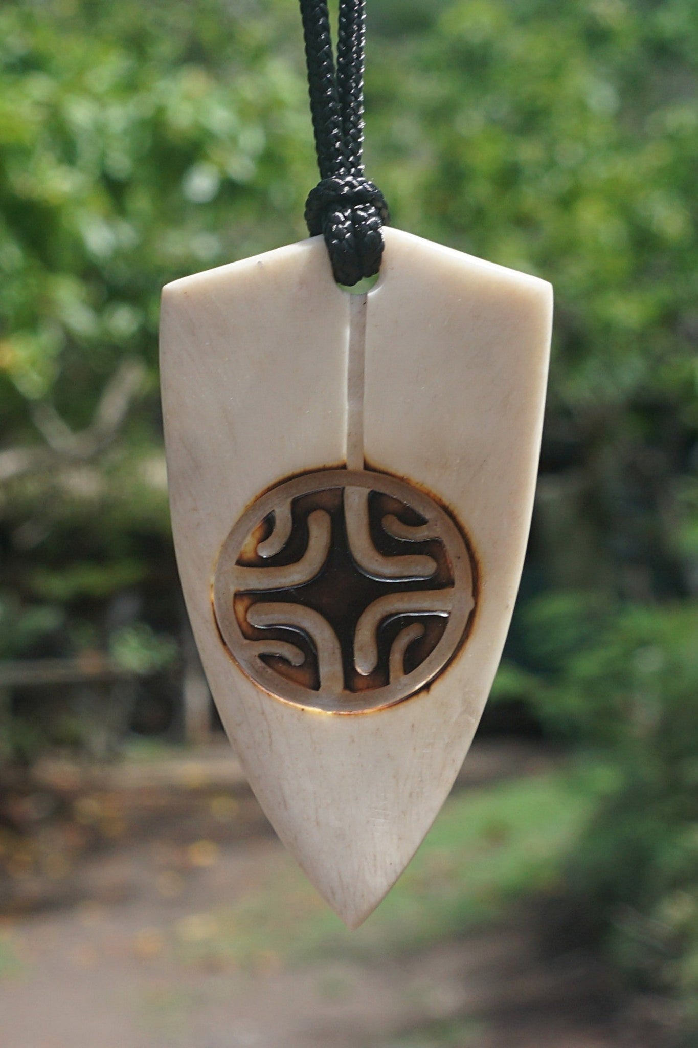 Marquesan necklace Peka