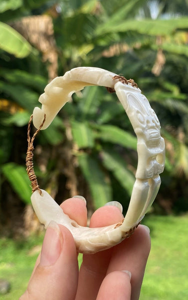 Tiki bracelet - Cannibal Art