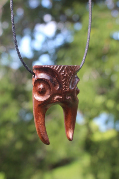 Tiki Niho (Tiki's tooth) - Cannibal Art
