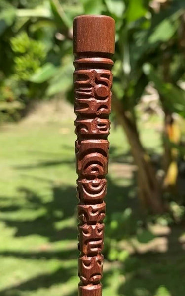 Tiki hair pick